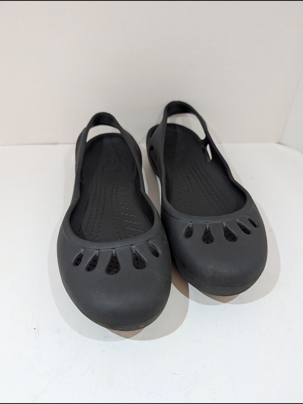 Crocs Malindi Flats Shoes Womens 8 Black Ankle Strap Casual Comfort Slip On